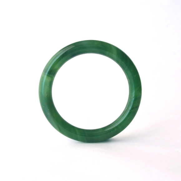 Vintage Jewelry - Vintage Jade Marbled Resin Bangle Bracelet
